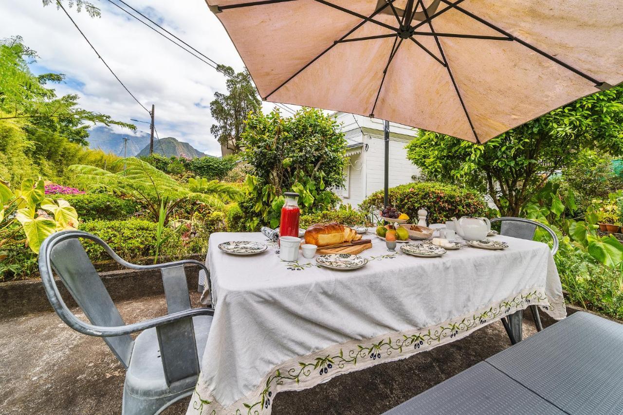 La Villa Blanche, Hell-Bourg サラジー エクステリア 写真
